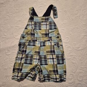 Gymboree boys size 2T plaid shortall, 2 strap buttons, waist button, VGUC